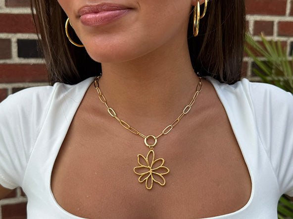 Arty Flower Pendant | LINK, design your own