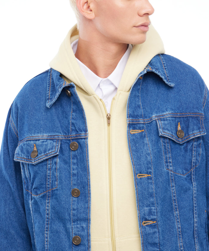 CHAQUETA TRUCKER TONO AZUL MEDIO CON DESGASTES 45080375