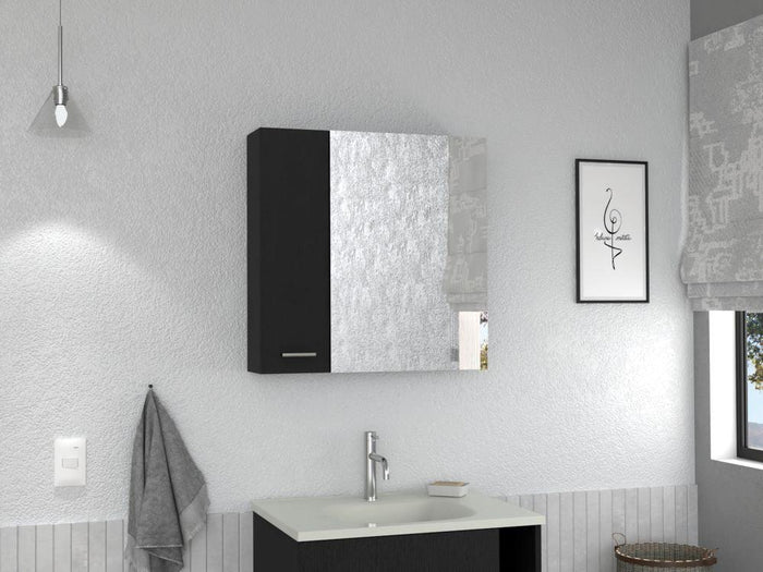GABINETE DE BAÑO APOLIS, WENGUE, CON PUERTA ESPEJO Y DOS ENTREPAÑOS PARA UBICAR MÚLTIPLES OBJETOS