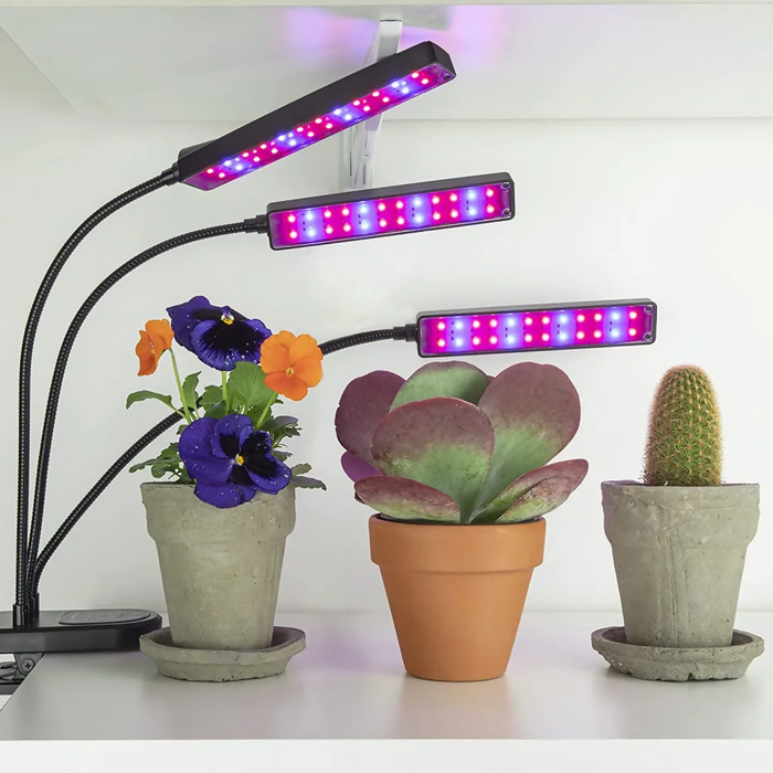 LAMPARA LED PARA PLANTAS MATAS DE CULTIVO EN INTERIORES ULTRAVIOLETA