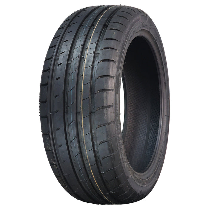 LLANTA WINDFORCE Catchfors UHP 215/45ZR16 90W