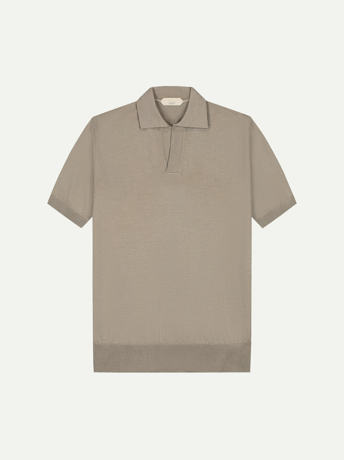 Shortsleeve Buttonless Polo Taupe