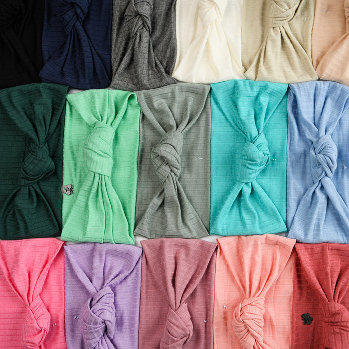 Silky Ribbed Knot Band
