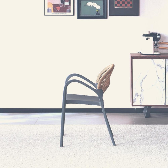Silla Daytona, Gris oscuro y Café Claro, Con Espaldar, Reposa Brazos y Diseño Minimalista