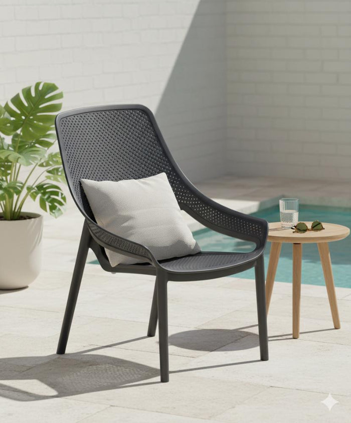 Silla Launge Ibiza, Negro, con espaldar y reposa brazos