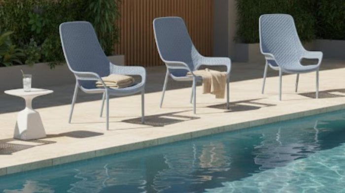 Silla Launge Mayorca, Azul Claro, con espaldar y reposa brazos
