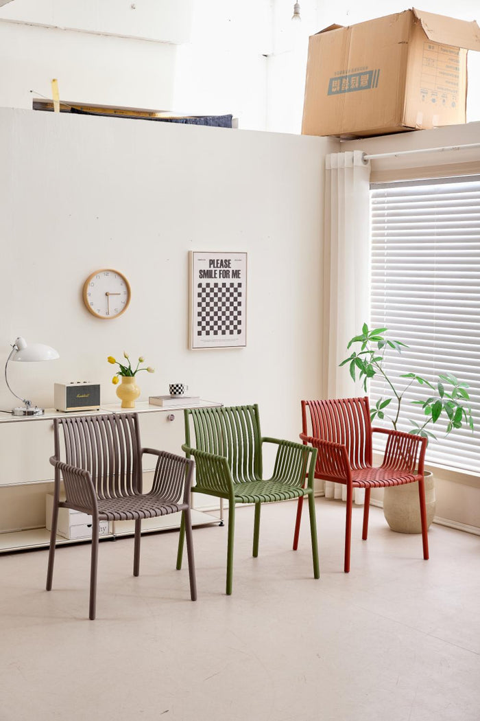 SILLA MADRID CON BRAZOS, COLOR ROJO, CON ESPALDAR Y DISEÑO MODERNO