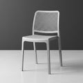 Silla Manhattan, Gris Oscuro, Con espaldar en rejilla y diseño minimalista