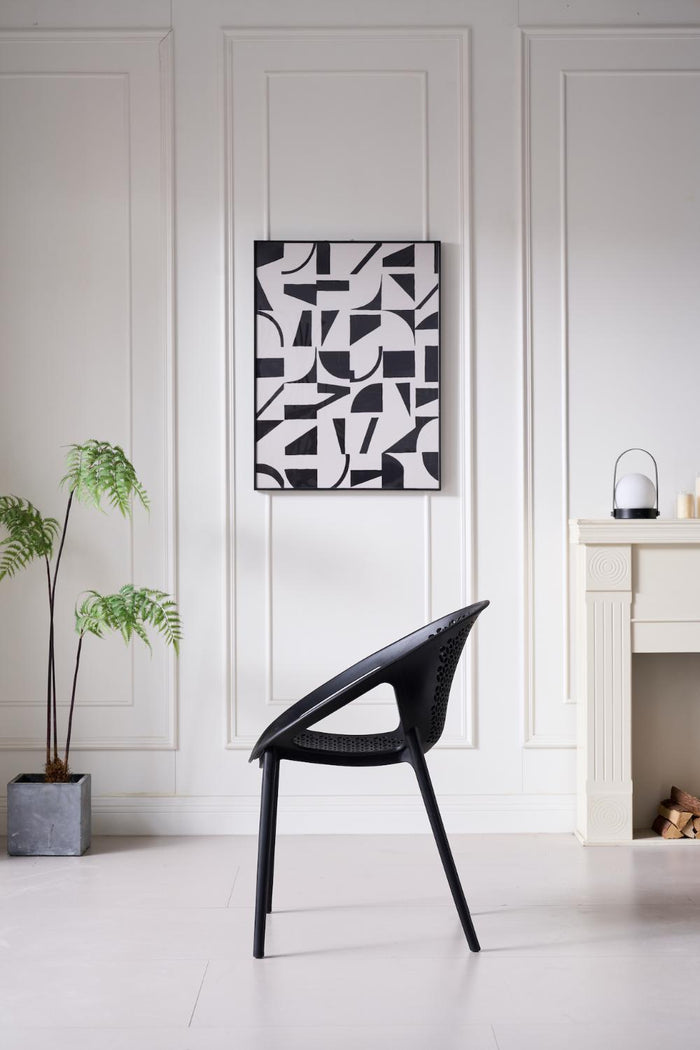 SILLA SELVA CON BRAZOS, COLOR NEGRO, CON ESPALDAR