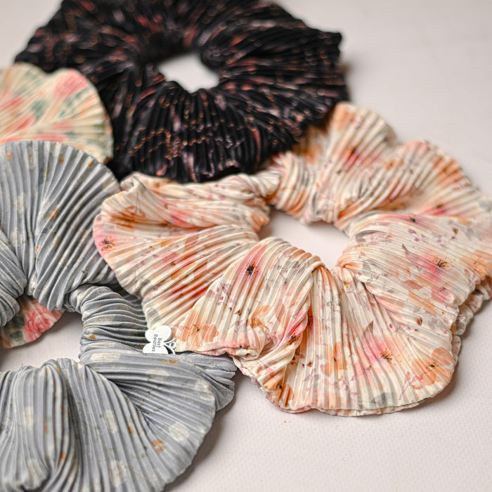 SS26 Crinkle Scrunchie